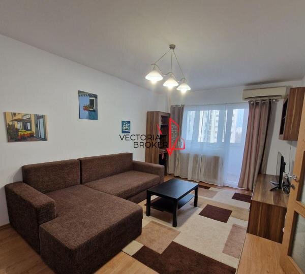 Basarabia- Diham 2 camere deccomandate, 64mp, et.5, renovat, mobilat,